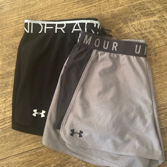 Under Armour BUNDLE short - Picture 1 of 8